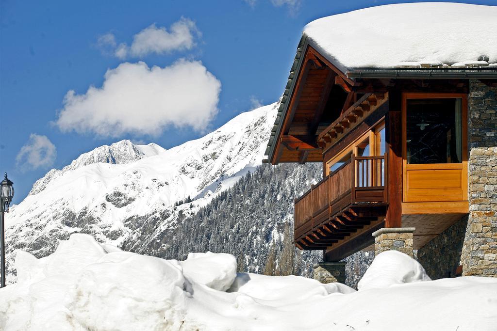 Les Combes Hotel La Salle Bagian luar foto
